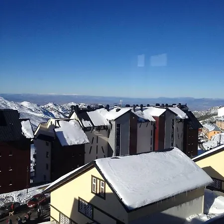 Sierra Nevada Ski Resort *